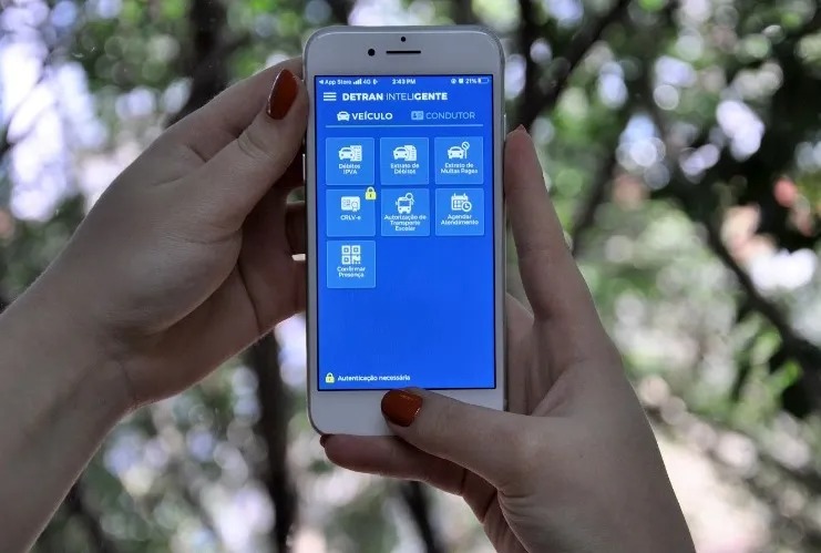PR investe em tecnologia e para agilizar processos no trânsito